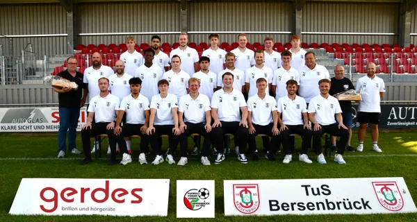 Neue Poloshirts für die U23