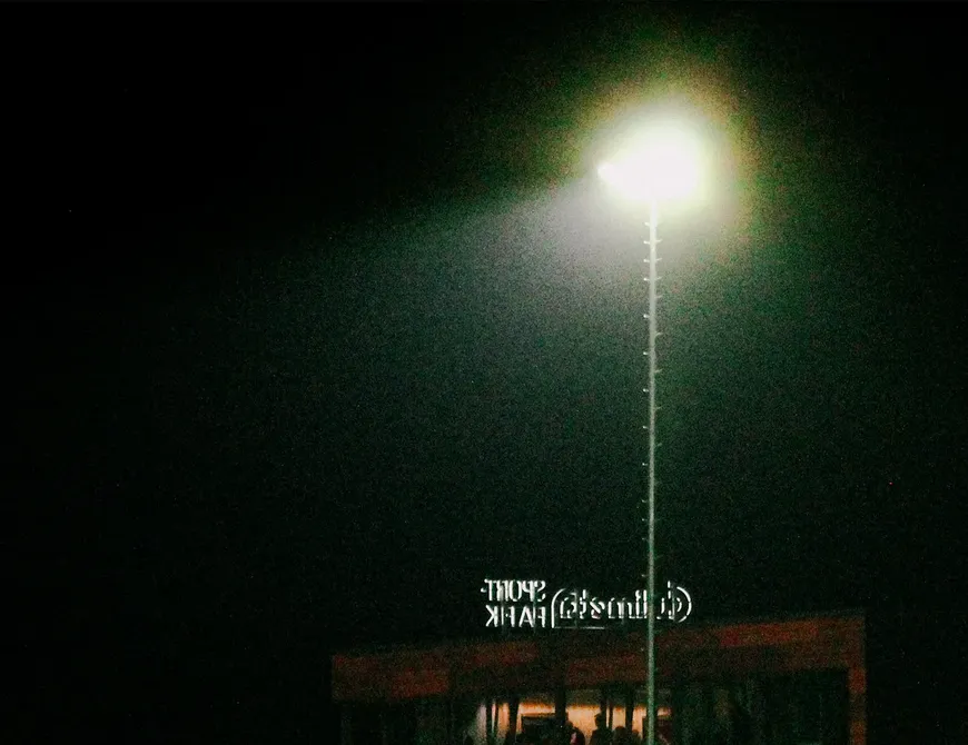 Gelb-Flut nach Flutlicht-Ausfall