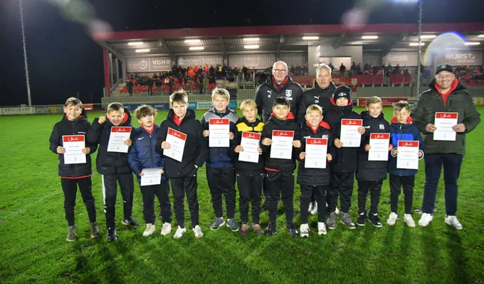 E Jugend-Ehrung für Triple-Erfolg