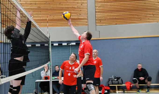 TuS Volleyballer mit Wechselbad-Ergebnissen 