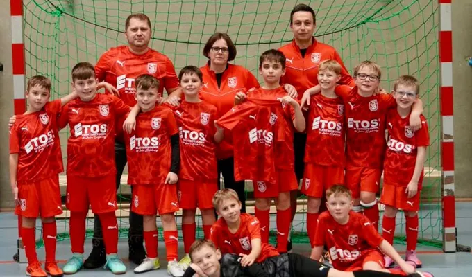 Neue Trikots für die E2