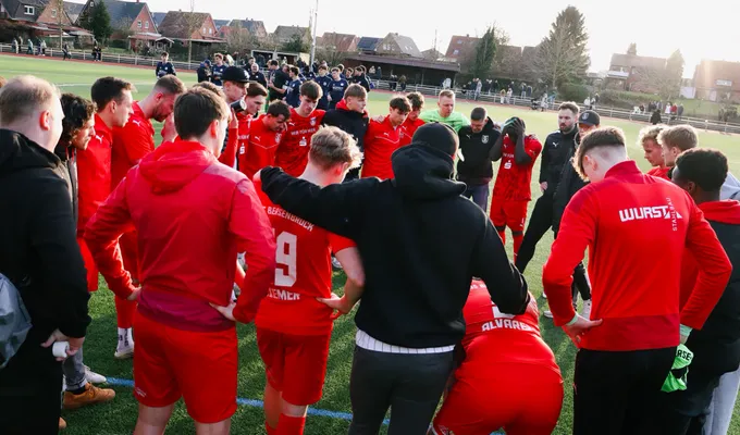 Elfer-Fehlschuss leitet wahnwitziges Unentschieden ein
