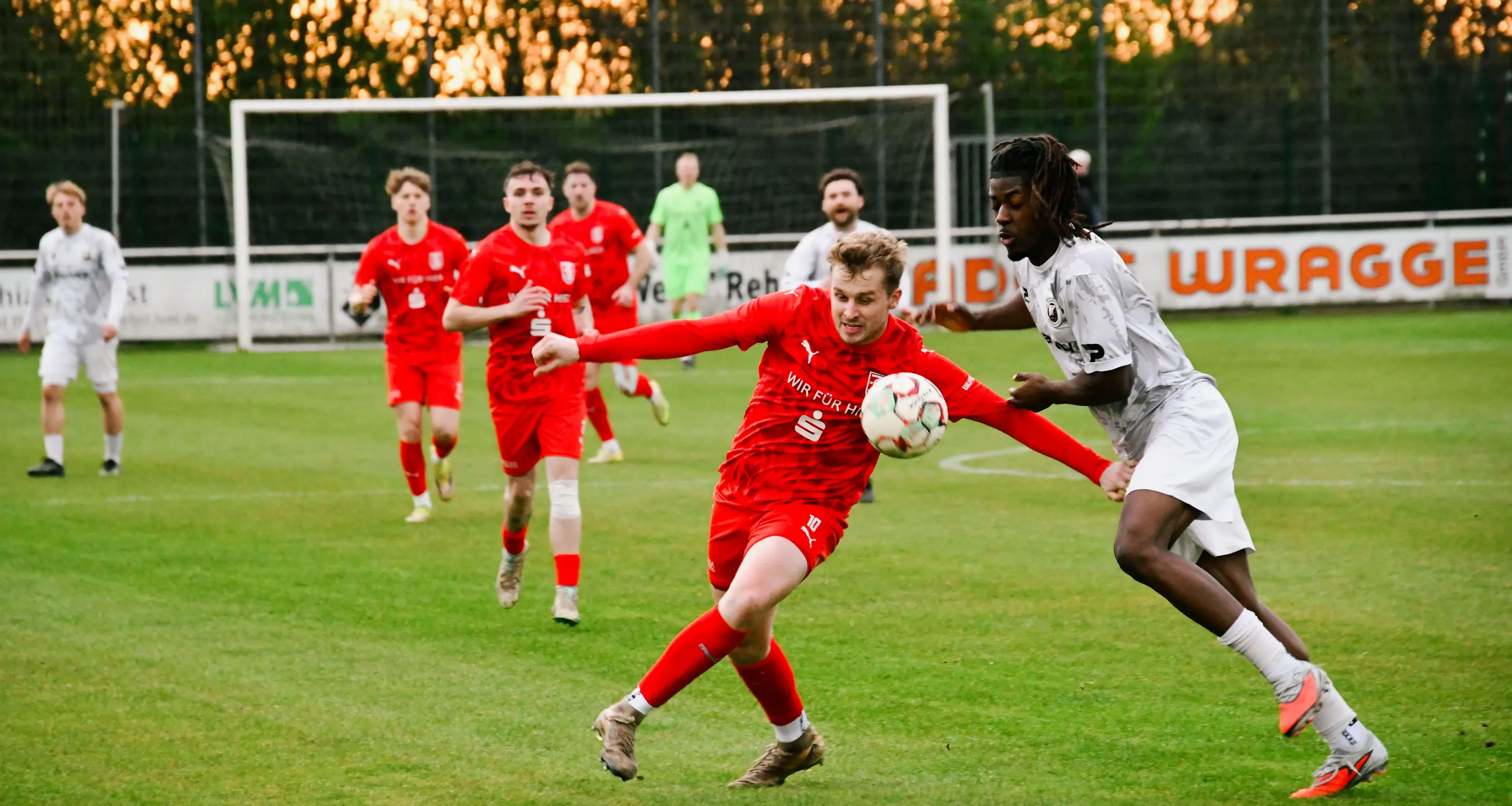 Mit voller Feuerpower unters Delmenhorster Flutlicht