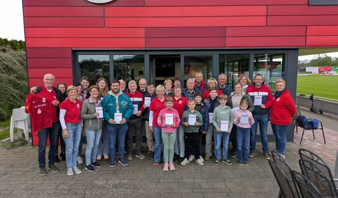 Sportabzeichen Urkunden 2025 übergeben – Start am 01.Juni 