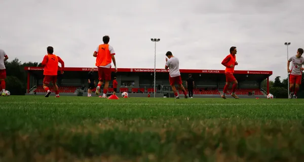 Jede Menge Kickers Emden beim SV Wilhelmshaven