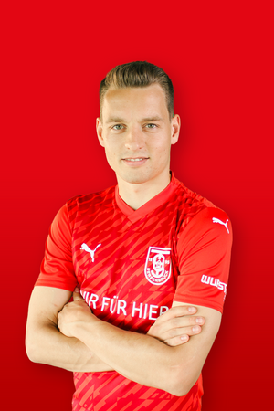 Nick Claushallmann