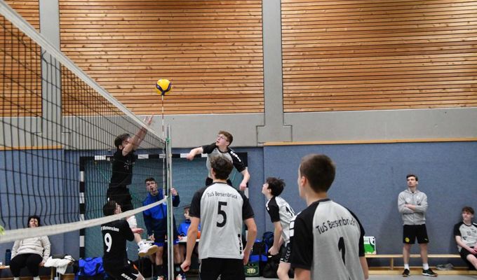 Durchwachsener Start für TuS Volleyballer